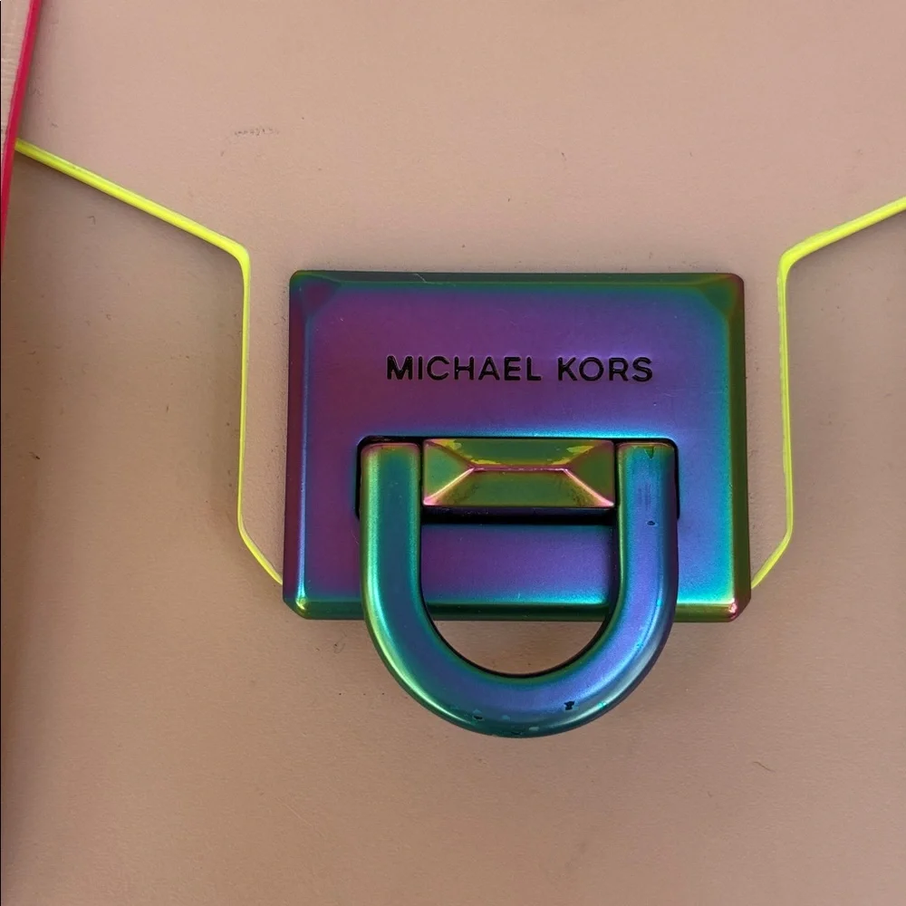 NWT Michael Kors Manhattan School Satchel in Soft Pink Contrast Trim
